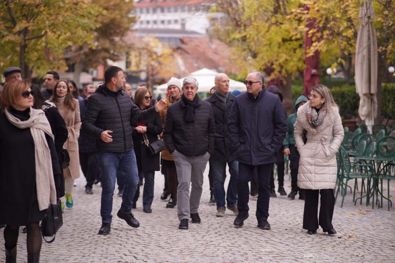 25-vjetori i themelimit të BQK-së, Totaj priti në Prizren guvernatorin e BQK-së, Ahmet Ismaili