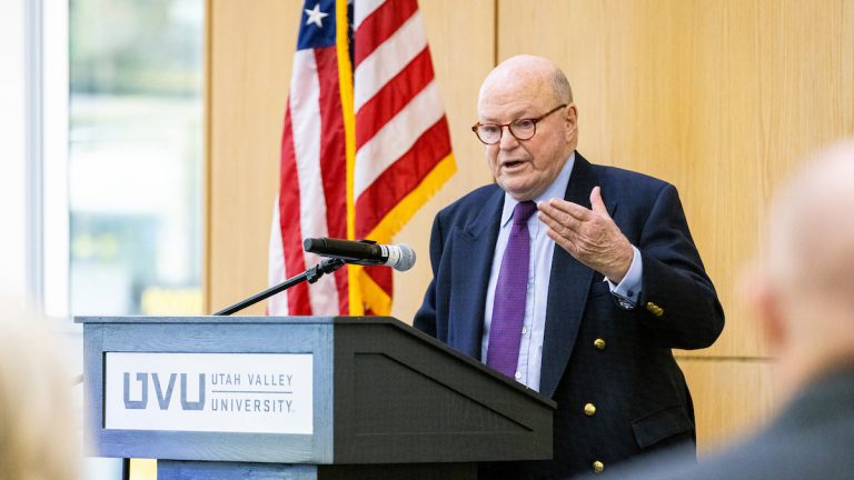 Ish-emisari për statusin e Kosovës: Administrata Trump s’do të duhej të tundohej nga zgjidhjet territoriale në Ballkan