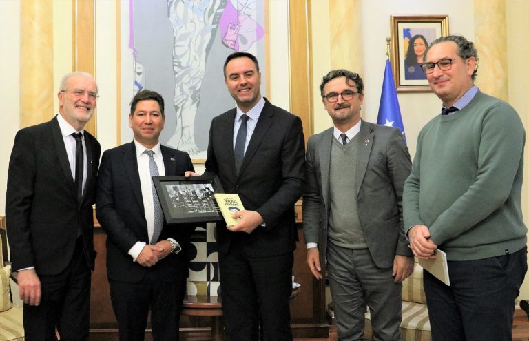 Kryetari Konjufca priti në takim përfaqësuesit e Këshillit Ndërkombëtar për Bashkëpunim Ekonomik dhe Social 