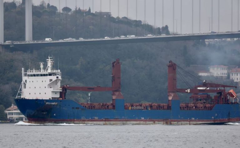 Anija ruse e mallrave fundoset në Mesdhe pas shpërthimit