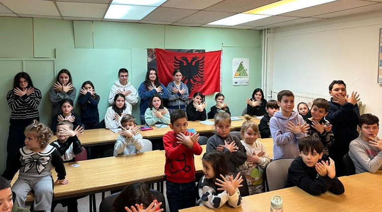 Në Antwerp të Belgjikës hapet shkolla e parë shqipe