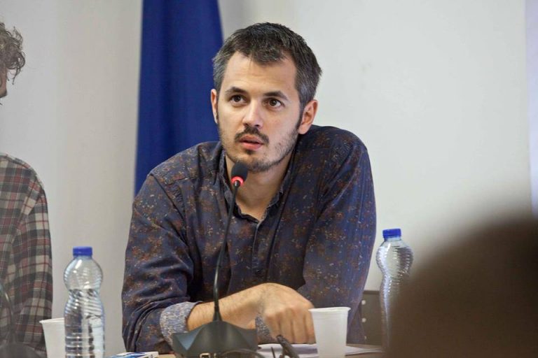 Maliqi publikon të dhënat e sondazhit: Kosovarët, u besojnë mediave tradicionale vendase më shumë se vendet në rajon