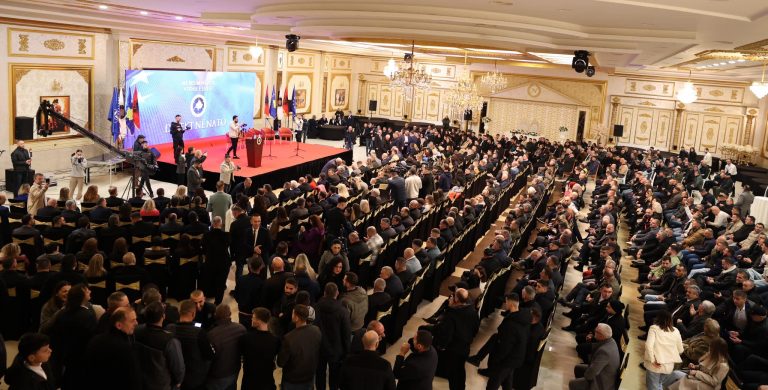 Ramush Haradinaj sot në Prizren, prezanton kandidatët për deputetë nga kjo komunë