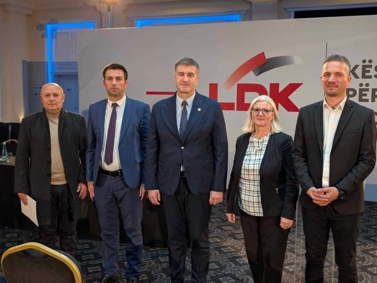 Nga Suhareka pesë kandidatë propozohen për deputet në zgjedhjet e 9 shkurtit