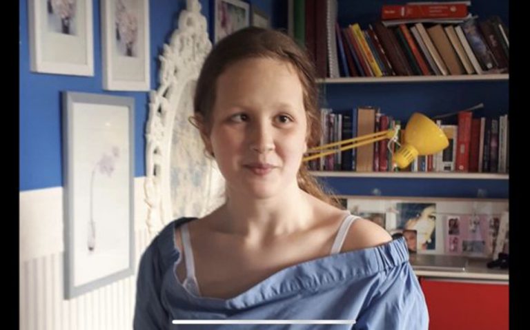 Një yll në ngritje: Fiona, sopranoja e verbër, me zë brilant