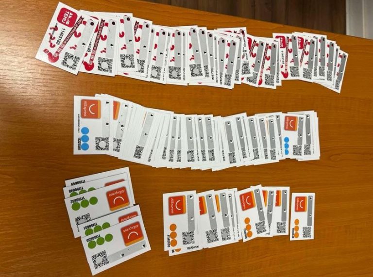 Policia i gjen rreth 100 kartela të lojërave të fatit në veri, arrestohet një 40 vjeçar