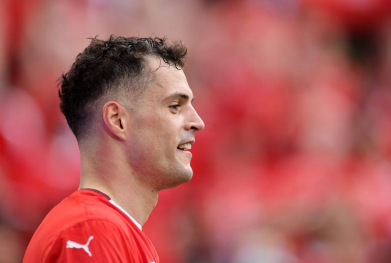 Granit Xhaka flet pasi u zgjodh më i miri i vitit në Zvicër