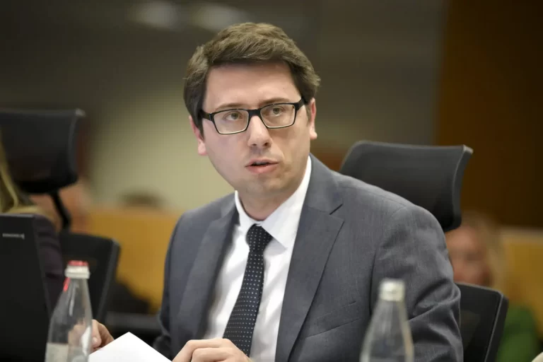 Murati: Opozita s’po i voton marrëveshjet ndërkombëtare, po mendon se po i bën dëm qeverisë