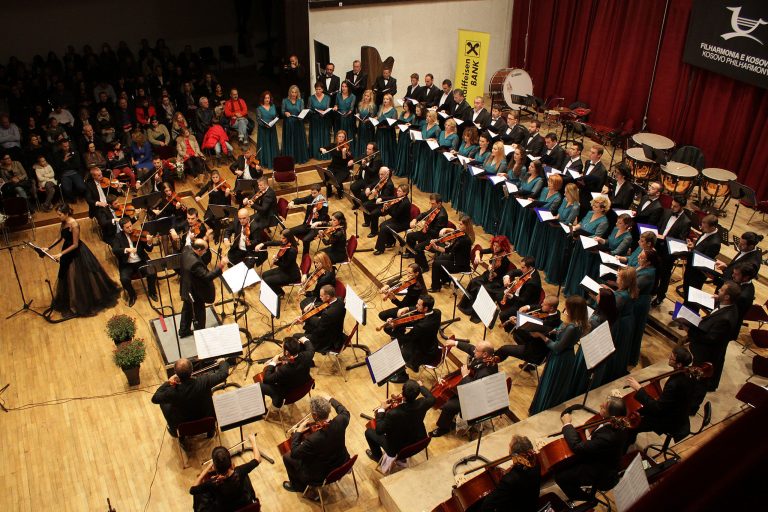 Kori i Filharmonisë së Kosovës nis vitin me koncert në Prizren