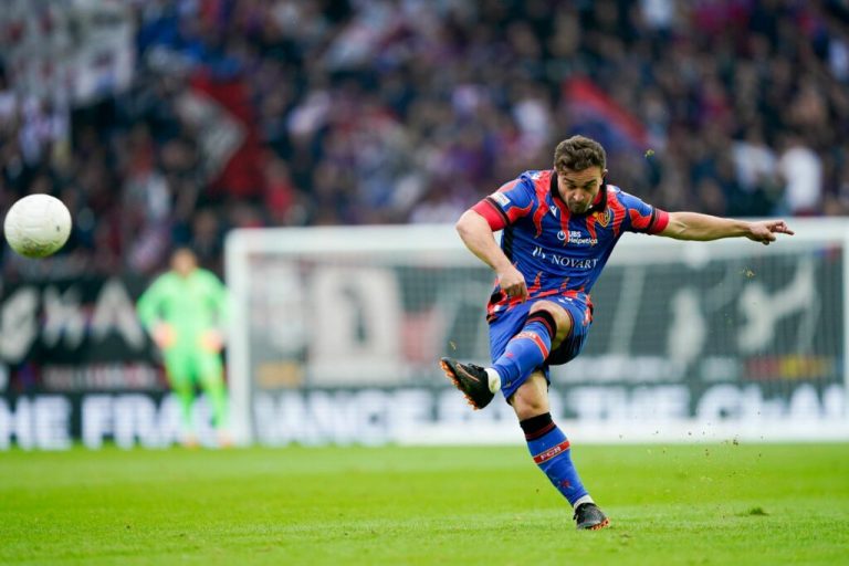 Në formë fantastike, Xherdan Shaqiri shënon përsëri me fanellën e Basel
