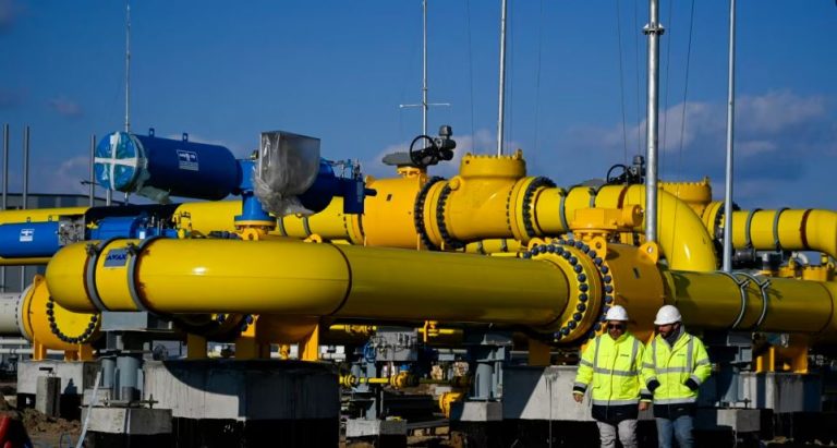 Vuciq thotë se Azerbajxhani ka pezulluar furnizimin e Serbisë me gaz