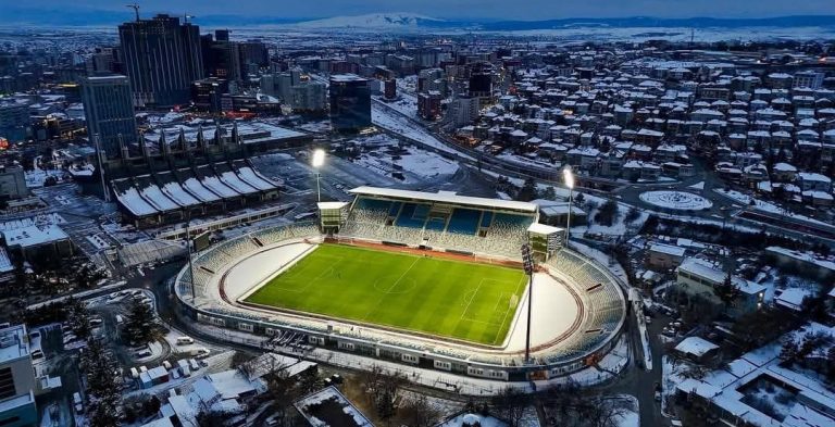 Çeku: Asnjëherë në historinë e vendit nuk është investuar me këtë seriozitet në infrastrukturën e futbollit