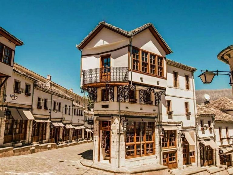 Mbi 560 mijë të huaj vizituan Shqipërinë vetëm në muajin janar