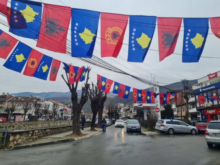 Reagon OVL-UÇK: Kërkojmë nga Specialja që të japë një raport të qartë mbi gjendjen shëndetësore të ish-presidentit Thaçi