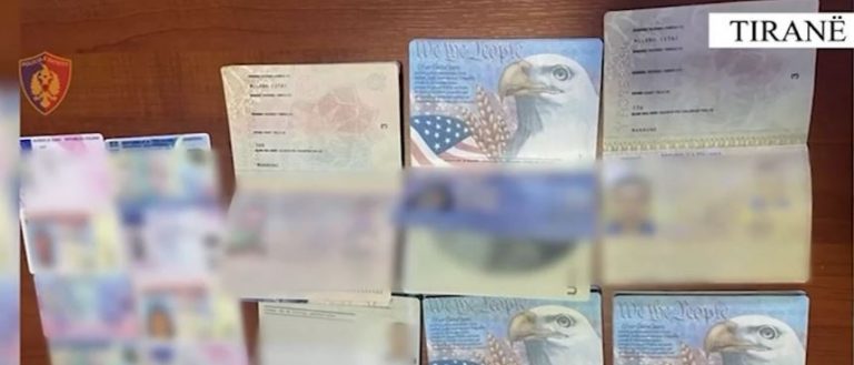 Prodhoheshin në Kosovë, shiteshin në Shqipëri – si u kap grupi që falsifikonte dokumentet amerikane dhe të BE-së?
