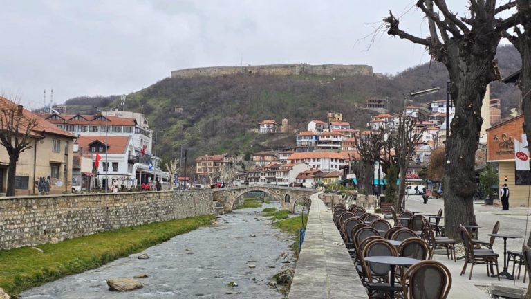 Sot kryesisht mot i vranët dhe intervale me diell