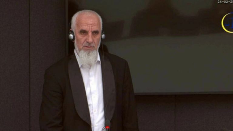 Tensione në gjykimin në Hagë, komandant Hoxha: Prej këtij momenti nuk flas më asgjë