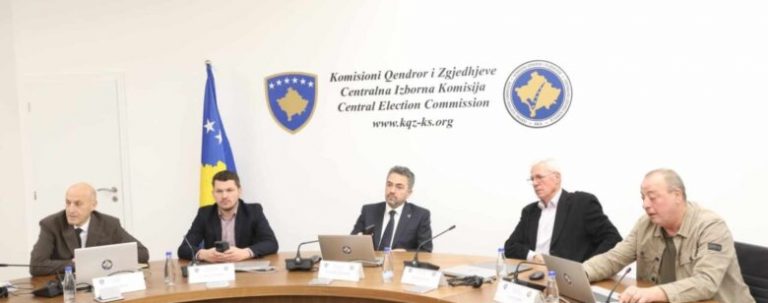 KQZ tregon numrin e zarfeve të anuluara me fletëvotime nga diaspora