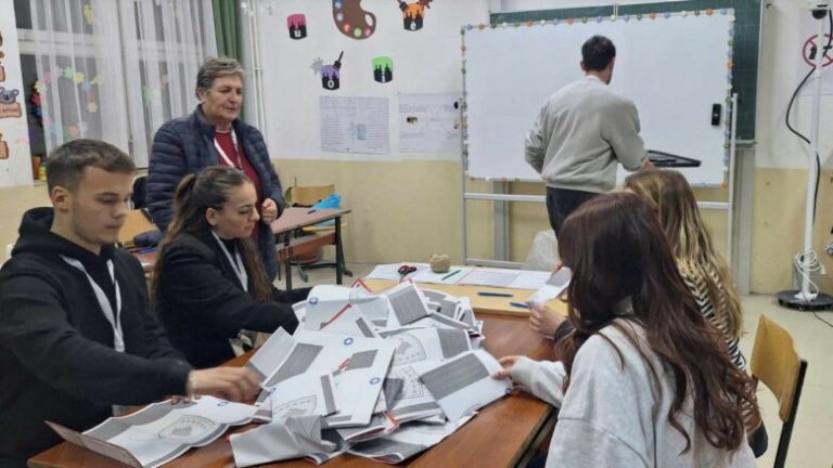 KQZ fillon sot numërimin e votave për asambletë komunale