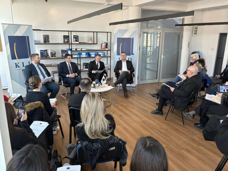 IKD: Kuvendi i Kosovës shkeli të drejtat e mbi 90 mijë zyrtarëve publikë