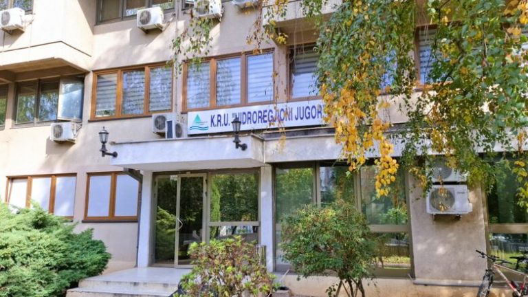 KRU “Hidroregjioni Jugor” në Prizren realizoi 35 shkyçje të lidhjeve ilegale dhe 40 të tjera për mospagesë të borxheve