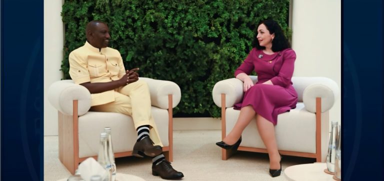 Njohja nga Kenia, presidentja Osmani zhvilloi një bisedë me homologun kenias