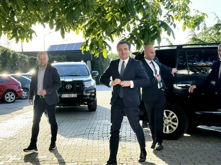 Kurti: Synojmë një seancë ku zgjedhet kryesia e Kuvendit dhe Qeveria për të njëjtën ditë