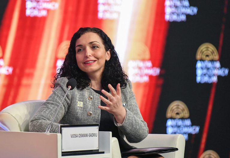 Osmani me ftesë të Erdoganit merr pjesë në Forumin Diplomatik të Antalisë