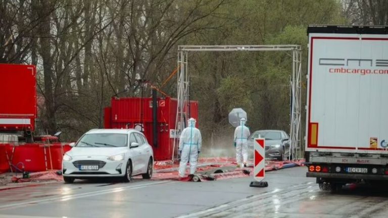 Austria mbyll disa pika kufitare me Hungarinë dhe Sllovakinë, kjo është arsyeja