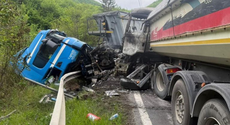 Aksidenti mes dy kamionëve në Duhël, dy shoferët me lëndime trupore