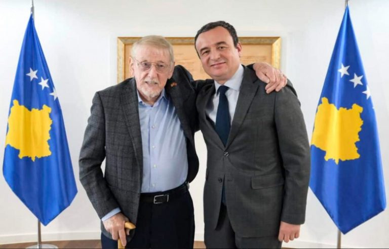 Kurti takon Walkerin, bisedojnë për sfidat e Kosovës