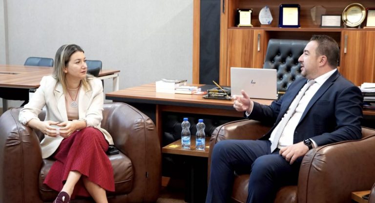 Universiteti “Ukshin Hoti” në Prizren mirëpret delegacionin e Universitetit të Elbasanit