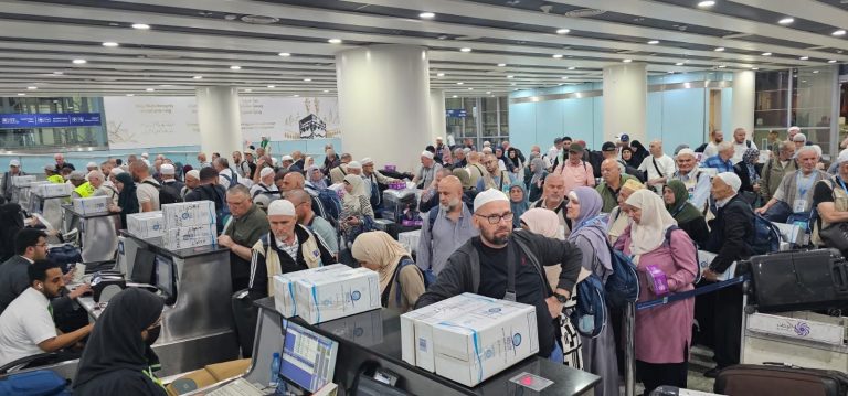 Nis kthimi i haxhilerëve kosovar nga vendet e shenjta islame