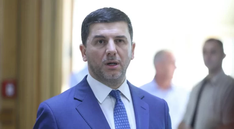 Memli Krasniqi nuk do të garojë për deputet në zgjedhjet 28 dhjetorit