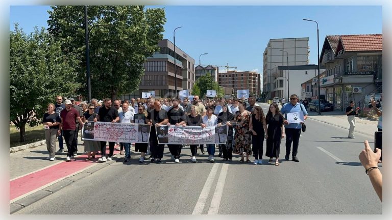 Fillon protesta për Agon Zejnullahun, familjarët e tij kërkojnë drejtësi