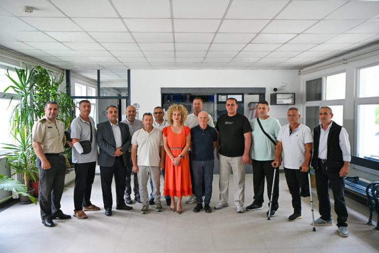 Invalidët e luftës do të pajisjen me proteza ortopedike