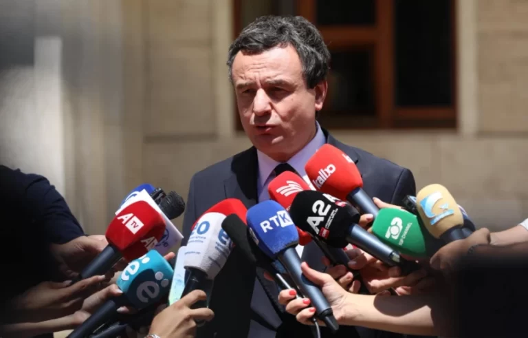 Kurti: Zgjedhje në dhjetor ose në prill, më e favorshme të votohet Glauk Konjufca