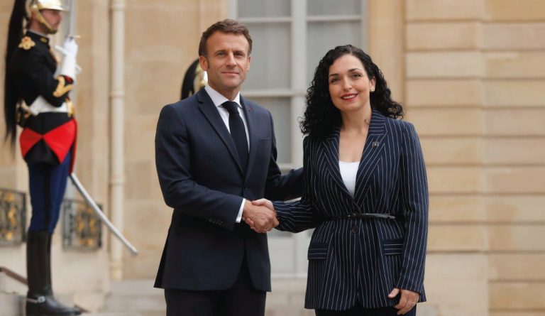 Osmani uron Macronin për Ditën Kombëtare të Francës: Mezi presim të vazhdojmë të shkruajmë këtë histori të bukur