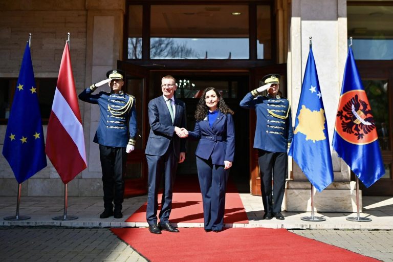 Osmani ka udhëtuar për vizitë pune në Letoni