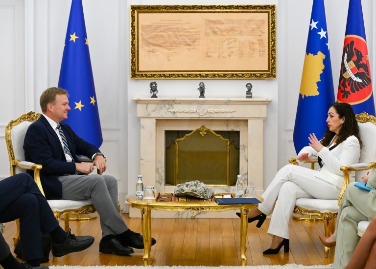 Osmani në takim me Sorensenin theksoi rëndësinë e largimit të masave të padrejta të BE-së ndaj Kosovës