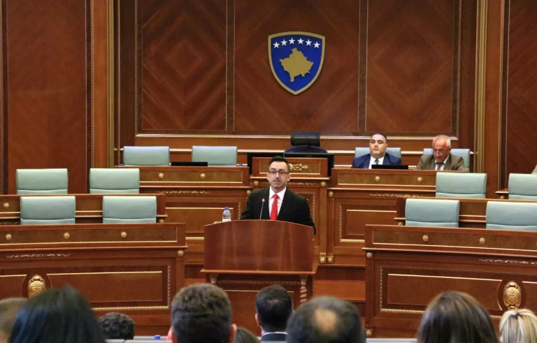 Gjashtë runde votimi në dispozicion për ta konstituuar Kuvendin