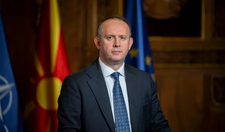 Kryetari i Kuvendit të Maqedonisë së Veriut uron Bashën, pret vazhdim të bashkëpunimit