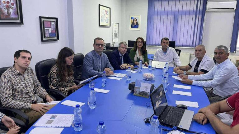 Delegacioni nga Luksemburgu viziton Spitalin e Përgjithshëm “Prim. Dr. Daut Mustafa” në Prizren