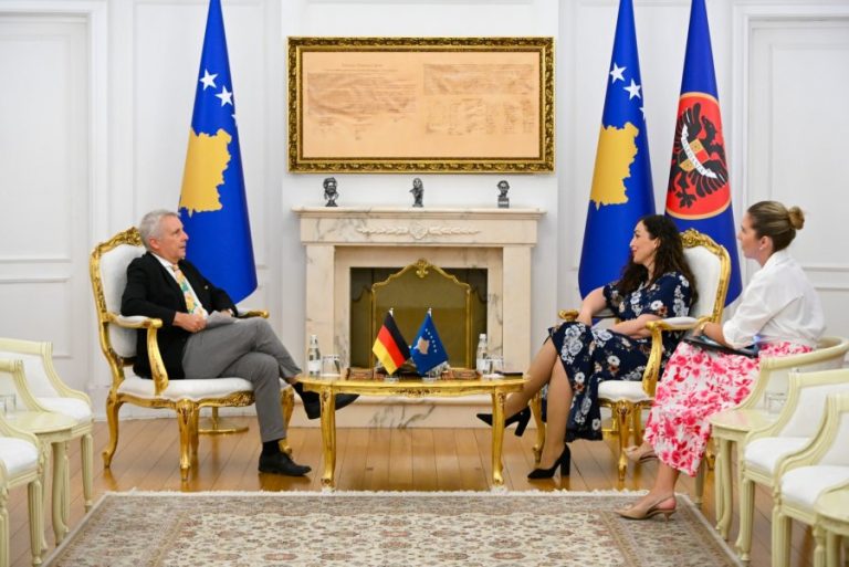 Osmani takohet me Rohden, flasin për konstituimin e institucioneve