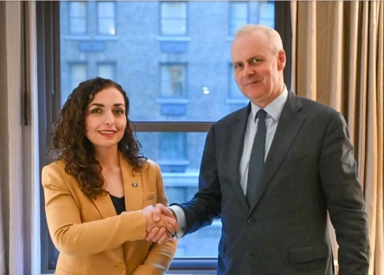 Osmani takon ndihmëssekretarin e NATO-s: Rithekson përkushtimin e Kosovës për anëtarësim