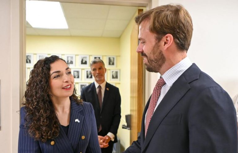 Osmani takon zyrtarin e lartë të DASh-it: Aleanca me ShBA-në, themel i sigurisë sonë kombëtare