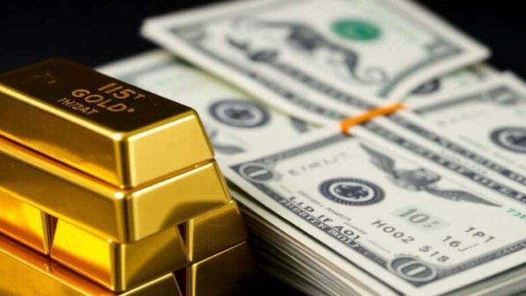 Rritja historike e çmimit të arit – si po e dëmton dollarin amerikan?