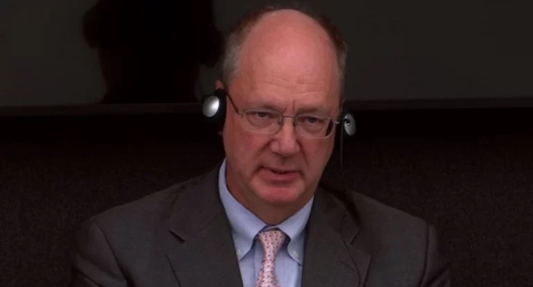 Paul Williams – Ish-këshilltar i delegacionit shqiptar në Rambuje, dëshmitari i radhës në Hagë