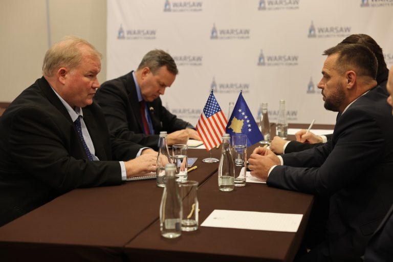 Maqedonci takoi gjeneralët amerikanë në Varshavë, diskutuan për forcimin e partneritetit në fushën e mbrojtjes