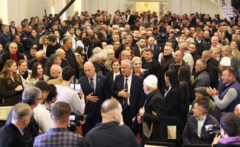 AAK-ja me tubim në Suharekë, Haradinaj përshëndet përkushtimin e Bali Muharremajt